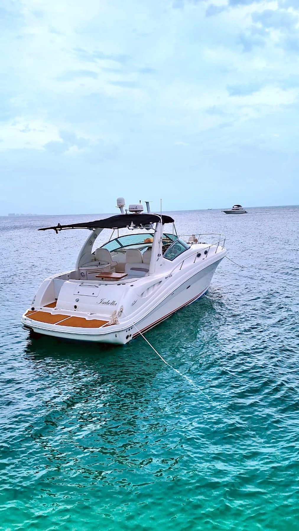 Isabella - luxury yacht available for charter in Cancún